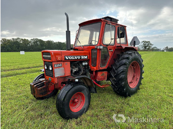 Trator VOLVO