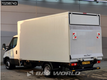 Locação de Iveco Daily 35C16 Laadklep Dubbellucht Bakwagen 160PK Airco Euro6 Meubelbak Koffer Airco Iveco Daily 35C16 Laadklep Dubbellucht Bakwagen 160PK Airco Euro6 Meubelbak Koffer Airco: foto 2
