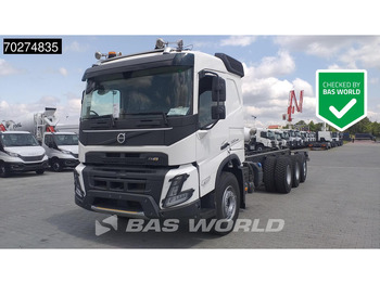Caminhão chassi VOLVO FMX 500