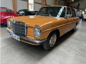 Sedã MERCEDES-BENZ