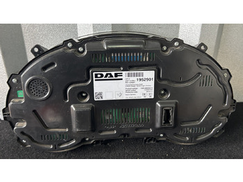 Painel de instrumentos DAF DAF XF 106 CLOCK COUNTER 1952901: foto 2
