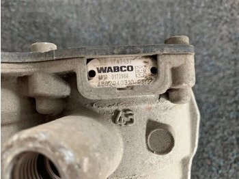 Válvula de freio de Caminhão WABCO 1747137   DAF XF 106 truck: foto 2