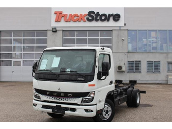 Caminhão chassi FUSO