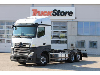 Caminhão transportador de contêineres/ Caixa móvel MERCEDES-BENZ Actros 2545