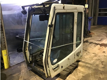 Cabine e interior LIEBHERR