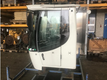 Cabine e interior LIEBHERR