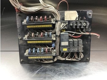 Sistema elétrico LIEBHERR