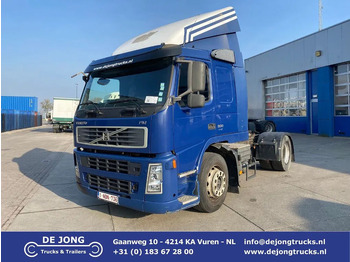 Tractor VOLVO FM 300