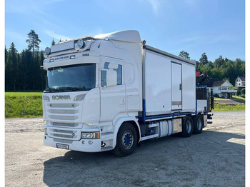 Caminhão grua SCANIA R 520