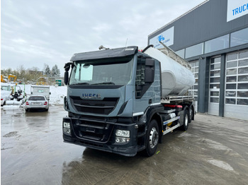 Caminhão tanque IVECO Stralis 460