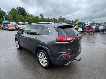 Hatchback JEEP Cherokee 2.2 TD: foto 5