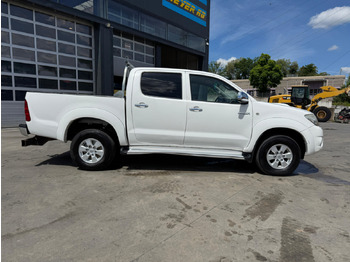 Locação de TOYOTA Hilux 3.0D 4WD TOYOTA Hilux 3.0D 4WD: foto 4