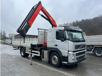 Caminhão grua VOLVO FM 400