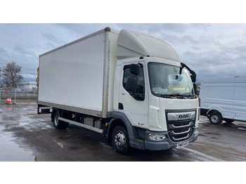 Caminhão furgão DAF LF 180