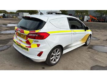 Automóvel FORD FIESTA 1.5 TDCI 85PS: foto 4