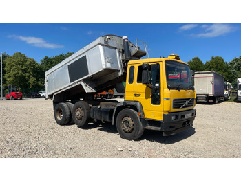Caminhão basculante VOLVO FL6