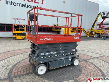 Plataforma de Tijera/ Plataforma de tesoura SKYJACK