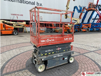Plataforma de Tijera/ Plataforma de tesoura SKYJACK