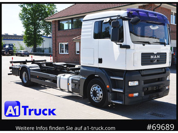 Caminhão transportador de contêineres/ Caixa móvel MAN TGA 18.360