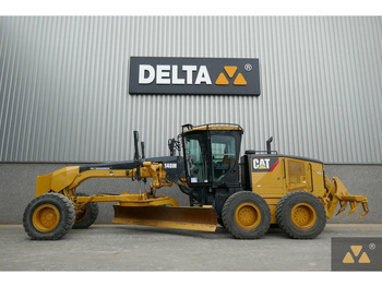 Motoniveladora CATERPILLAR 140M