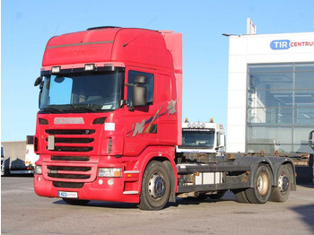 Caminhão transportador de contêineres/ Caixa móvel SCANIA R 420