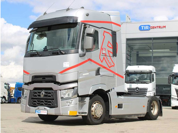 Tractor RENAULT T 520