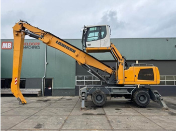 Manipulador de material LIEBHERR LH 40 M