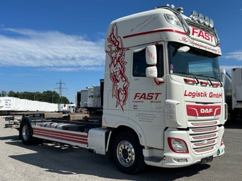 Caminhão transportador de contêineres/ Caixa móvel DAF XF 480 FA BDF SSC Euro 6, Bär Cargolift Falt, Retarder: foto 2