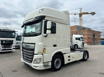 Tractor DAF XF 530