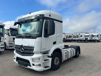 Tractor MERCEDES-BENZ Actros 1840