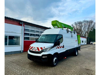Caminhão com plataforma aérea IVECO Daily
