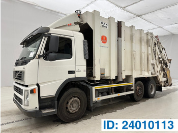 Caminhão de lixo VOLVO FM 330