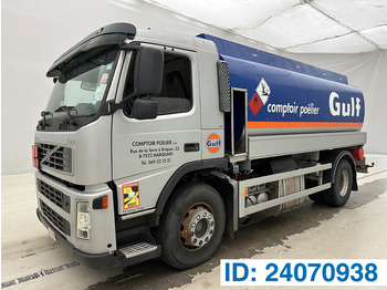 Caminhão tanque VOLVO FM9 260