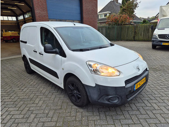 Furgão compacto PEUGEOT Partner