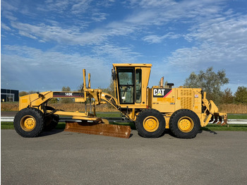 Motoniveladora CATERPILLAR 140K