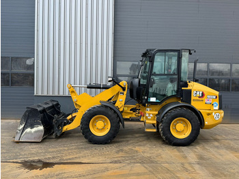 Carregadeira de rodas CATERPILLAR 908M