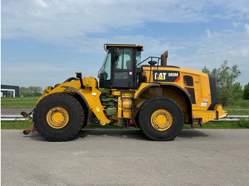 Carregadeira de rodas CATERPILLAR 980M
