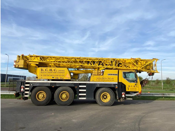 Guindaste móvel LIEBHERR LTM 1055/1