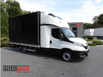 Furgão de toldo IVECO Daily 35s18