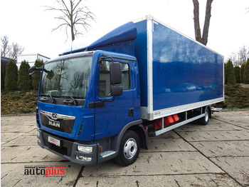 Caminhão furgão MAN TGL 12.220