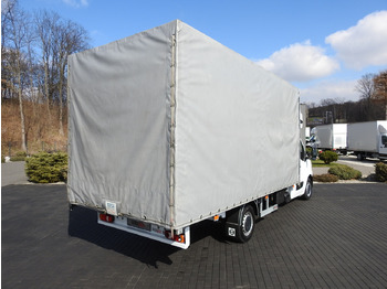 Furgão de toldo RENAULT MASTER TARPAULIN 10 PALLETS WEBASTO CRUISE CONTROL LED LIGHTS PNEUMATICS AIR CONDITIONING 165HP: foto 3 Furgão de toldo RENAULT MASTER TARPAULIN 10 PALLETS WEBASTO CRUISE CONTROL LED LIGHTS PNEUMATICS AIR CONDITIONING 165HP: foto 3