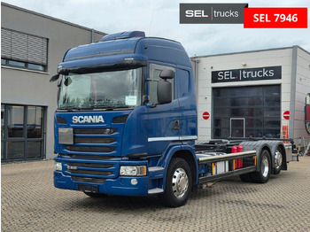 Caminhão transportador de contêineres/ Caixa móvel SCANIA G 410