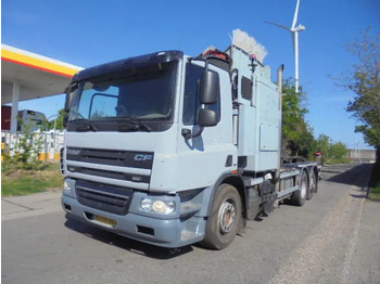 Caminhão chassi DAF CF 75 310