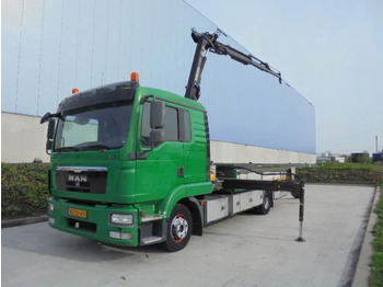 Caminhão grua MAN TGL 12.220