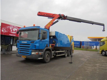 Caminhão de lixo SCANIA P