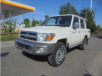 Automóvel TOYOTA Land Cruiser
