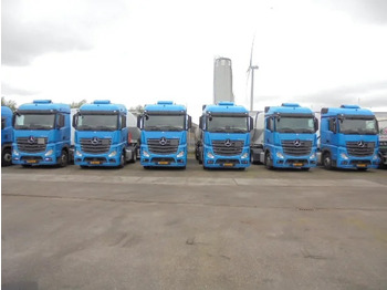 Tractor Mercedes-Benz Actros 1842 LS EUR6 10X: foto 3