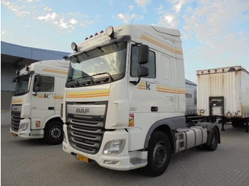 Tractor DAF XF 440