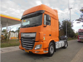 Tractor DAF XF 440