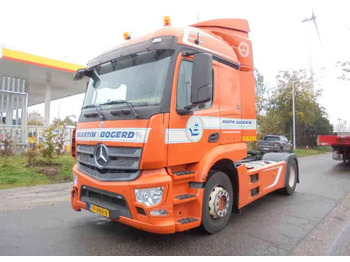 Tractor MERCEDES-BENZ Actros 1840